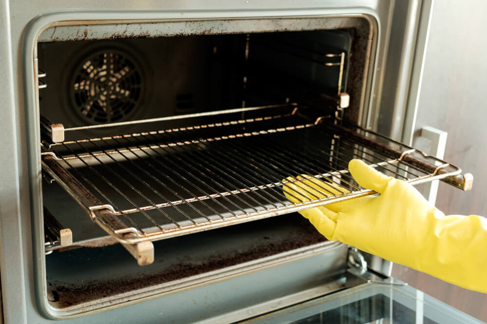 How to Keep Your Oven & Cabinet Gap Clean | Go HouseMaids Sarasota